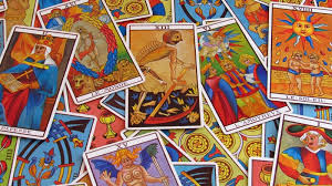 Tarot Harian dan Pengaruhnya terhadap Keputusan Sehari-hari